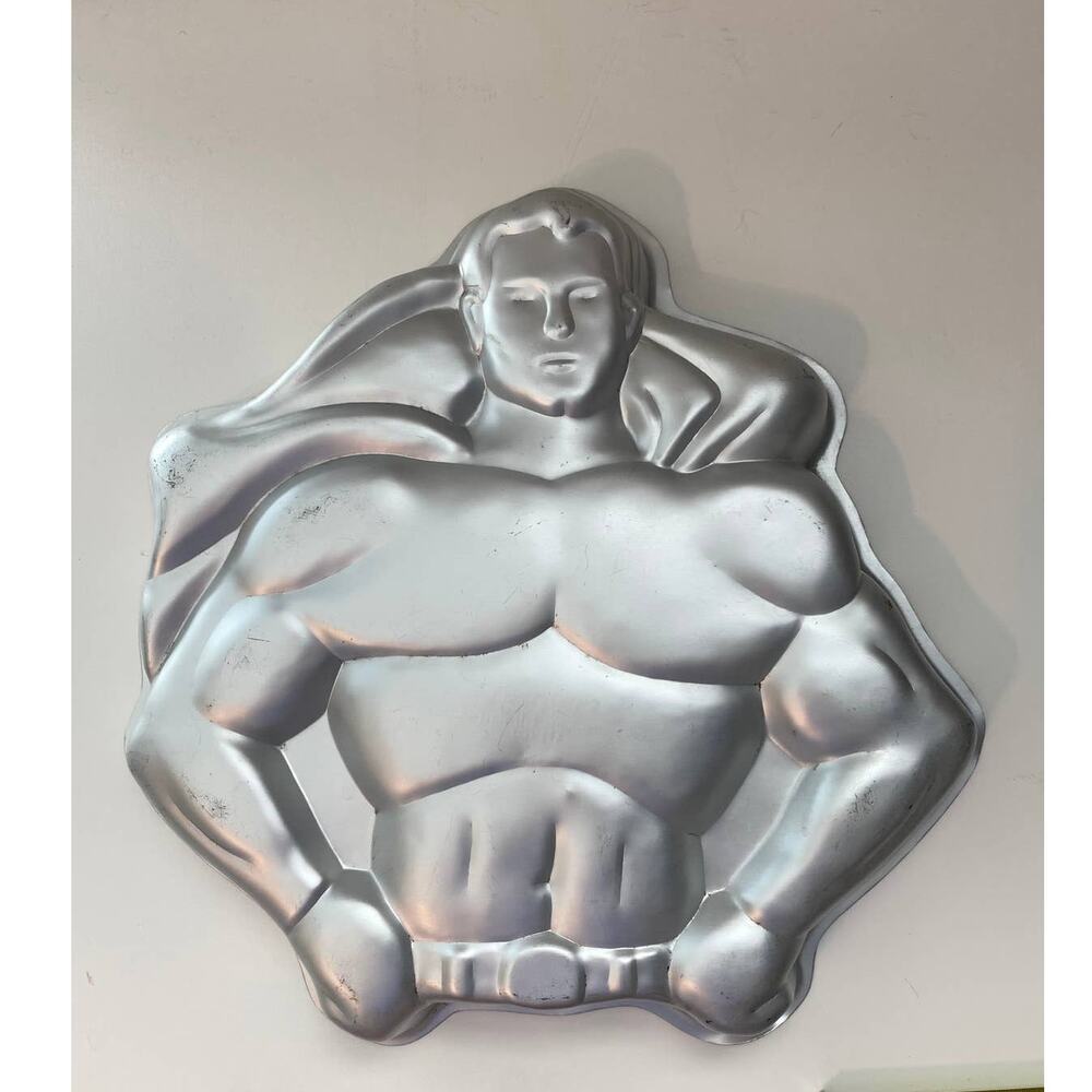 Vintage 1977 Wilton  DC Comic Superhero Superman Batman cake pan, birthday cake